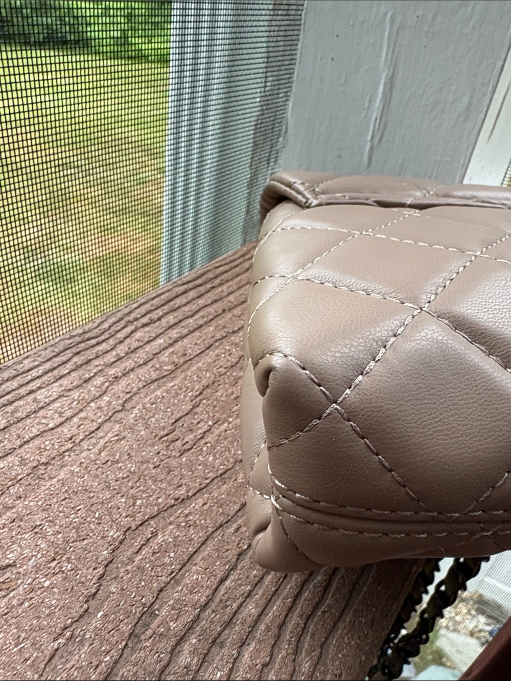 Badgley Mischka NWT Quilted Crossbody Bag in Taupe Brown - Picture 4 of 6